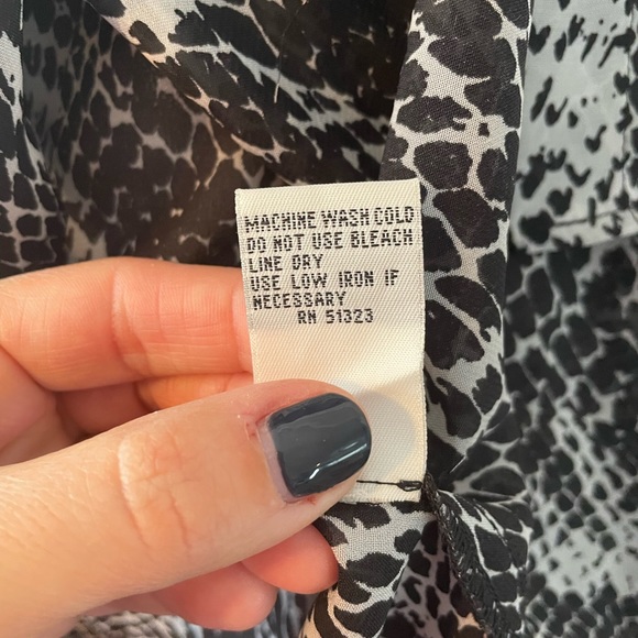 Kenneth Cole button up blouse - Picture 7 of 8